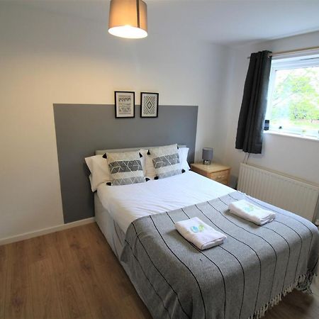 Hamilton House -3 Bed Close To Town, Drive Parking, 2 Toilets Newcastle upon Tyne Exterior foto